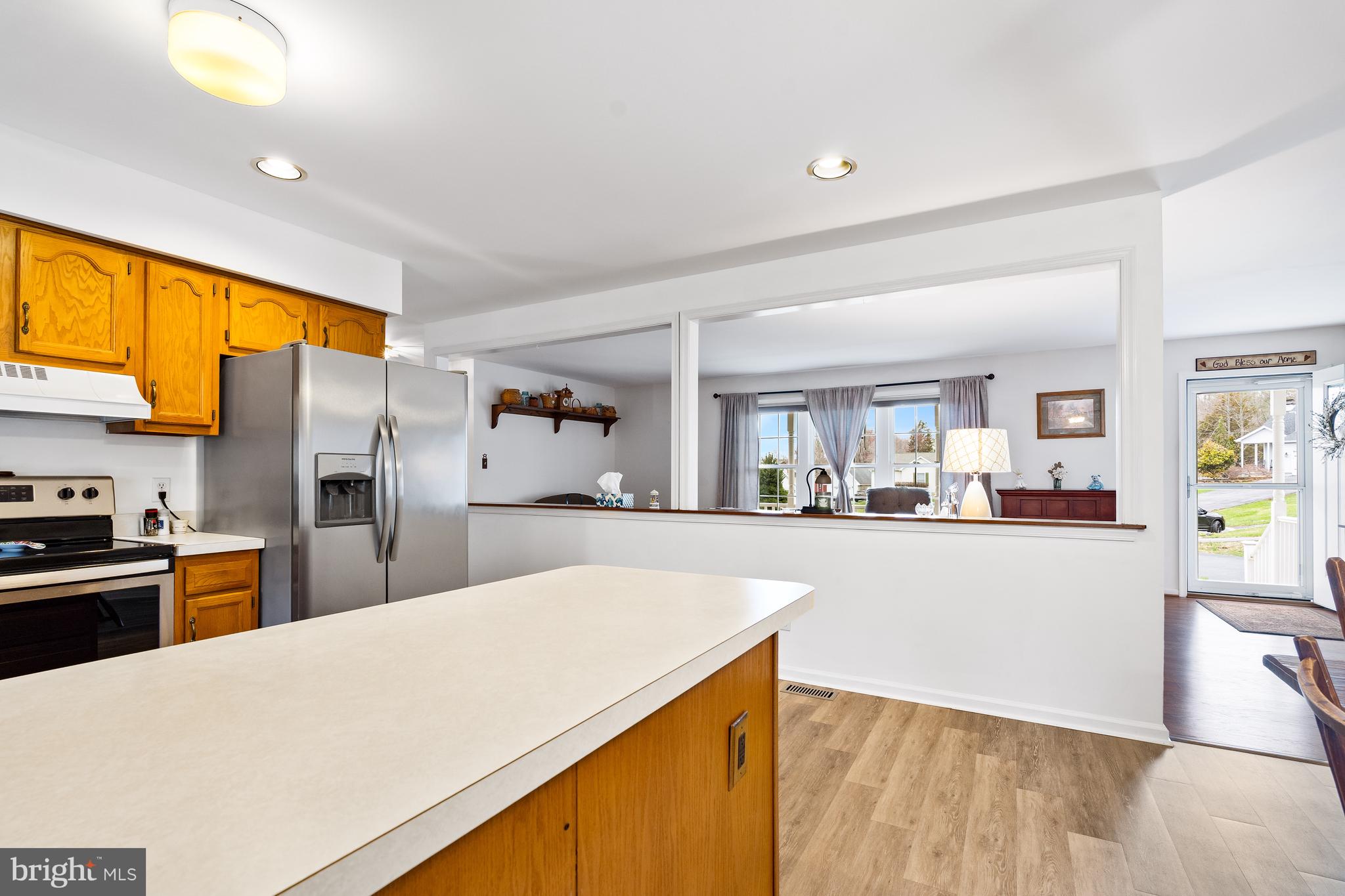 38 Allison Way Elkton, MD 21921 - Photo 12 of 26 View from kitchen to living room