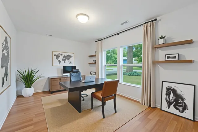 $375,000 | 277 Church Street, Crystal Lake, IL 60014