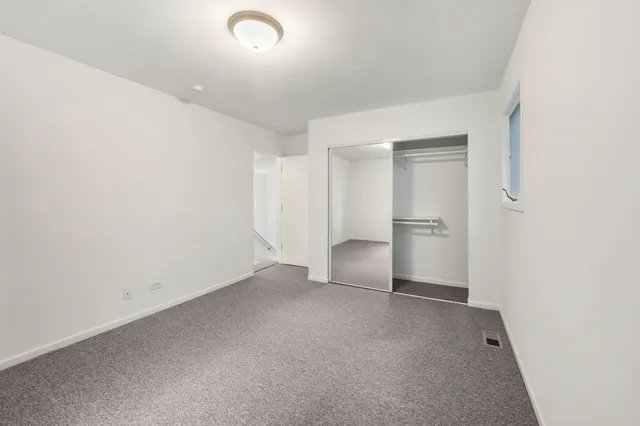 $375,000 | 277 Church Street, Crystal Lake, IL 60014