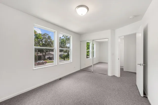 $375,000 | 277 Church Street, Crystal Lake, IL 60014