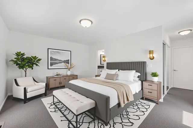 $375,000 | 277 Church Street, Crystal Lake, IL 60014