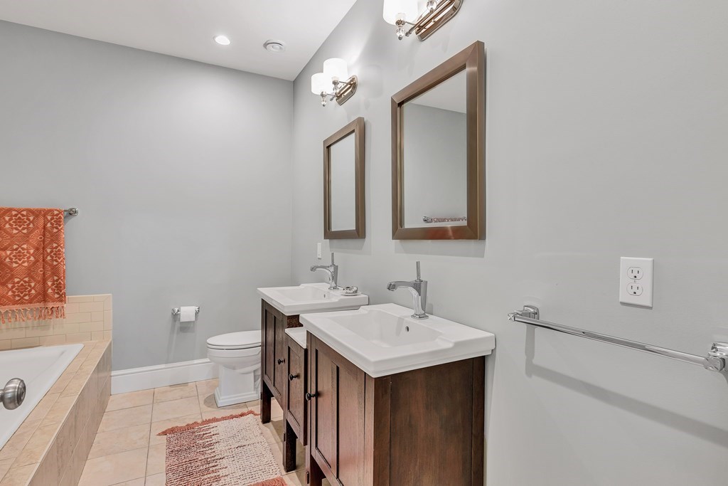 9 Wadsworth Lane, Unit 9 Wayland, MA 01778 - Photo 21 of 34