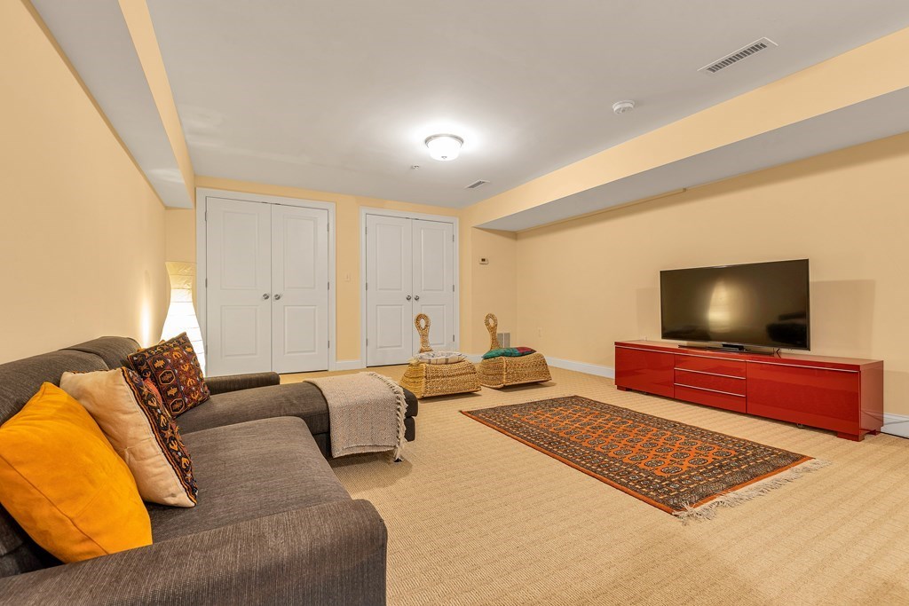 9 Wadsworth Lane, Unit 9 Wayland, MA 01778 - Photo 26 of 34
