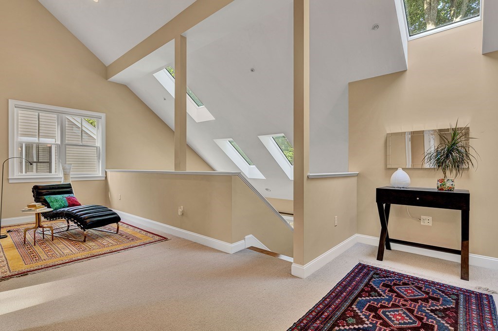 9 Wadsworth Lane, Unit 9 Wayland, MA 01778 - Photo 4 of 34