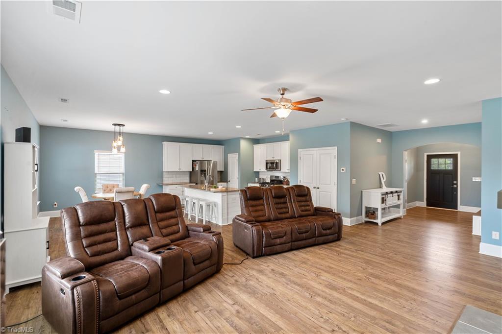21008 Torrence Chapel Road Cornelius, NC 28031 - Photo 13 of 27 Gallery Image 13