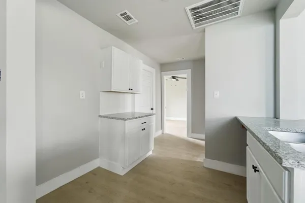 $1,700 | 1511 Southerland Avenue, Dallas, TX 75203