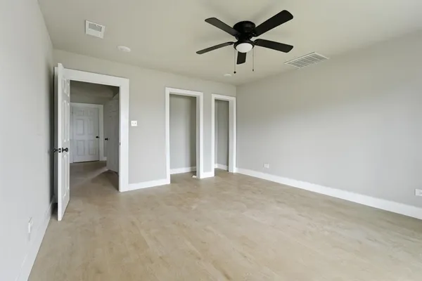 $1,700 | 1511 Southerland Avenue, Dallas, TX 75203