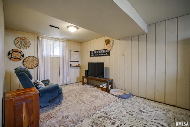 $189,900 | 911 Lauder Avenue, Bartonville, IL 61607