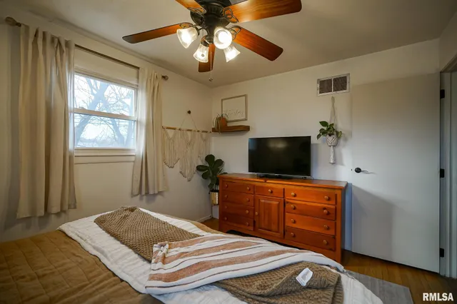 $189,900 | 911 Lauder Avenue, Bartonville, IL 61607