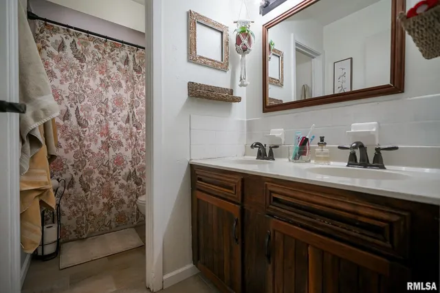 $189,900 | 911 Lauder Avenue, Bartonville, IL 61607