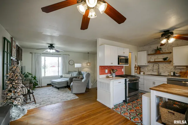 $189,900 | 911 Lauder Avenue, Bartonville, IL 61607