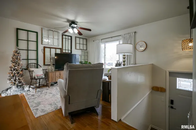 $189,900 | 911 Lauder Avenue, Bartonville, IL 61607