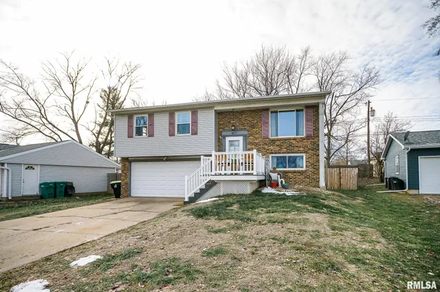$189,900 | 911 Lauder Avenue, Bartonville, IL 61607