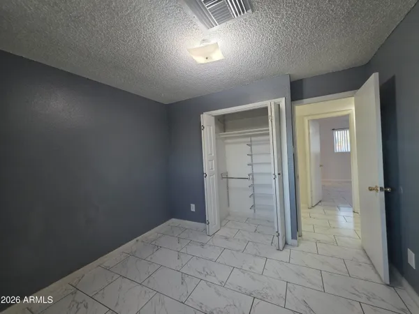 $1,950 | 4950 West Stella Avenue, Glendale, AZ 85301