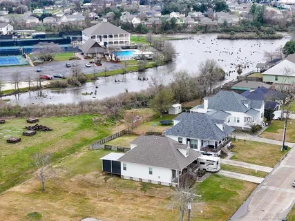 $249,000 | 2015 Barbe Street, Lake Charles, LA 70601