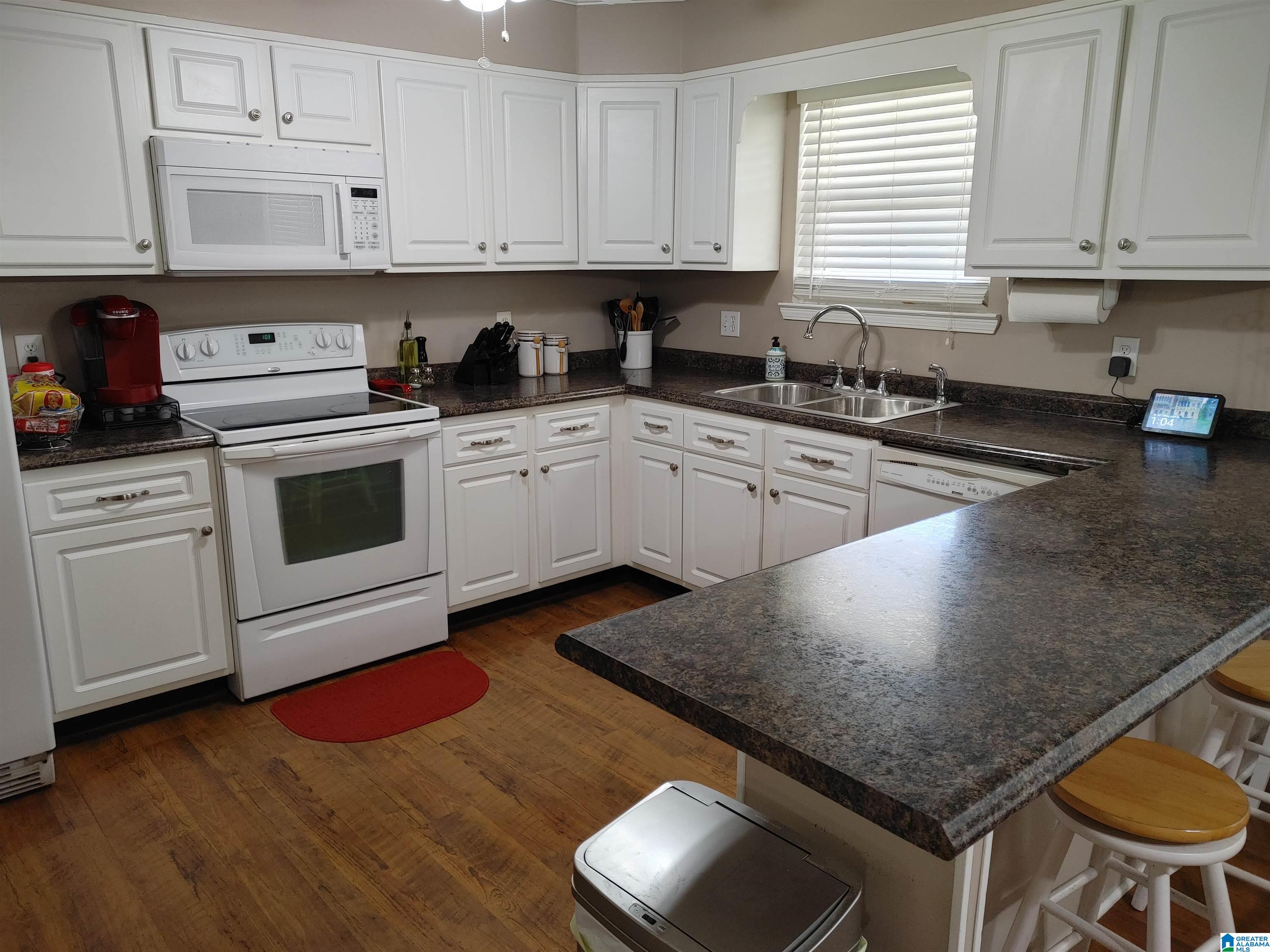916 Pinecrest Road Sylacauga, AL 35151 - Photo 15 of 21