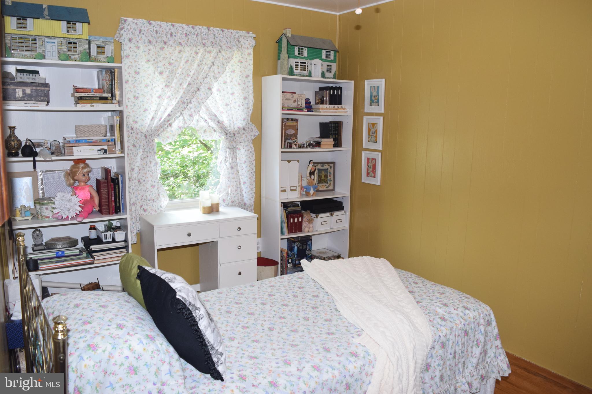 1700 Pin Oak Road Williamstown, NJ 08094 - Photo 17 of 44 Bedroom 2