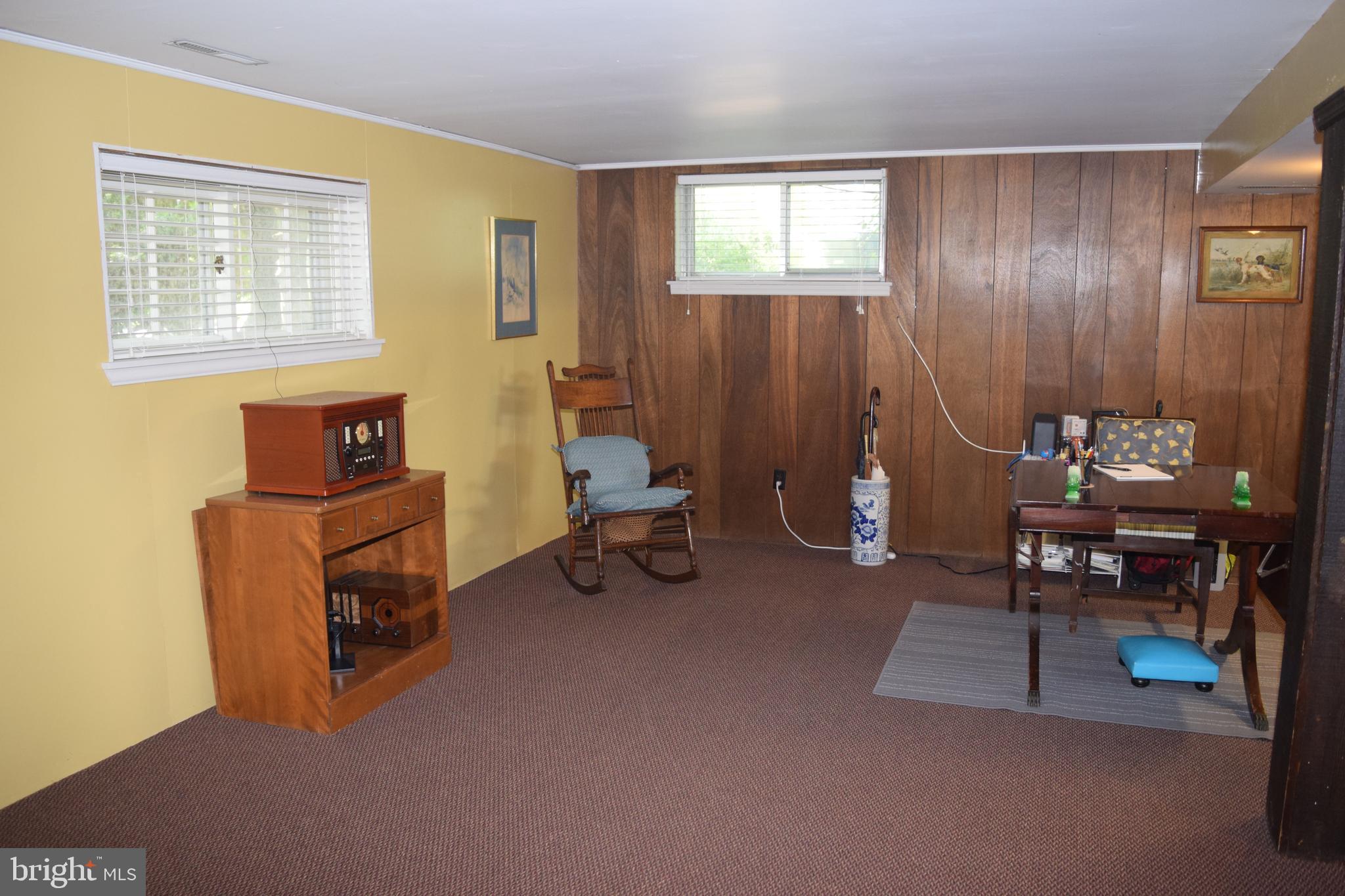 1700 Pin Oak Road Williamstown, NJ 08094 - Photo 22 of 44 Family Room