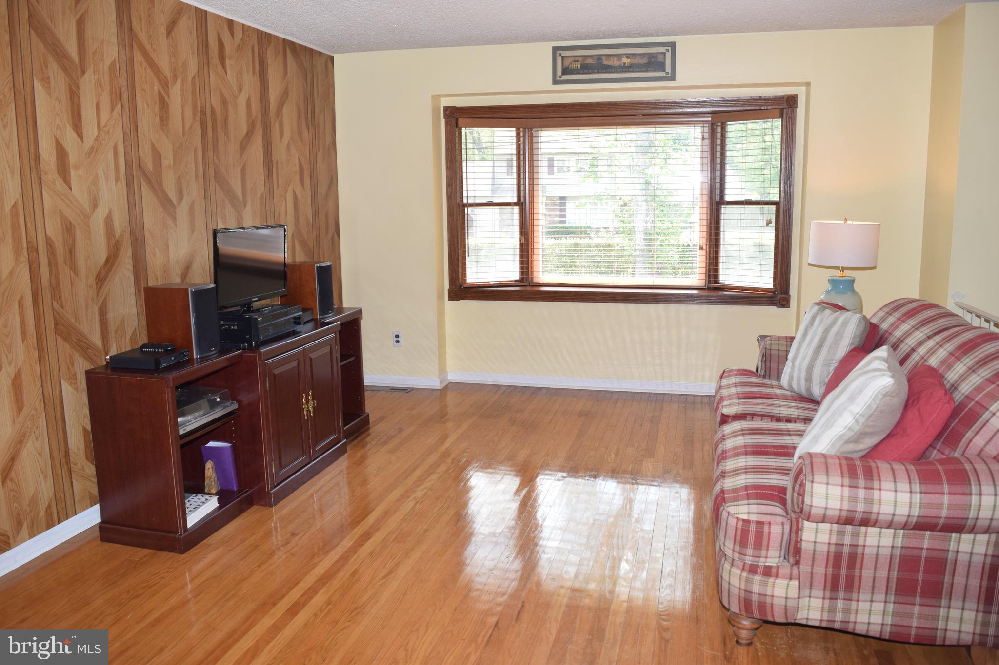 1700 Pin Oak Road Williamstown, NJ 08094 - Photo 5 of 44 Gallery Image 5