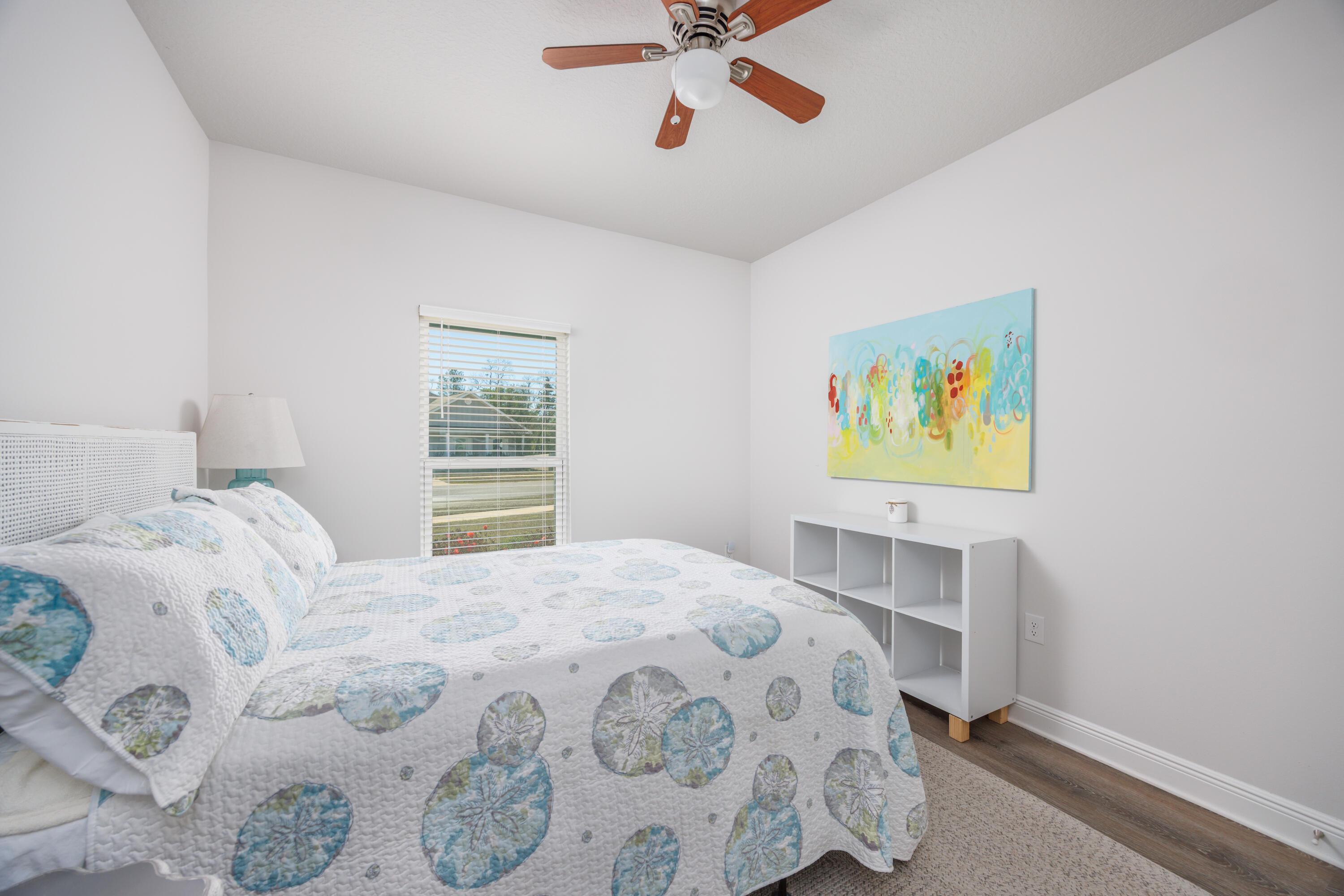 193 Perimeter Place Freeport, FL 32439 - Photo 24 of 43 a bedroom with a bed and a window