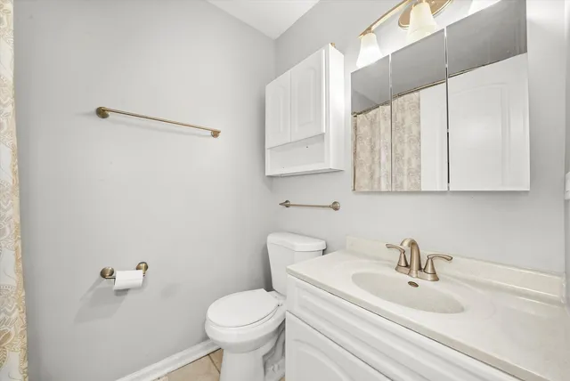 $2,200 | 1033 Glouchester Harbor, Unit 3602, Schaumburg, IL 60193