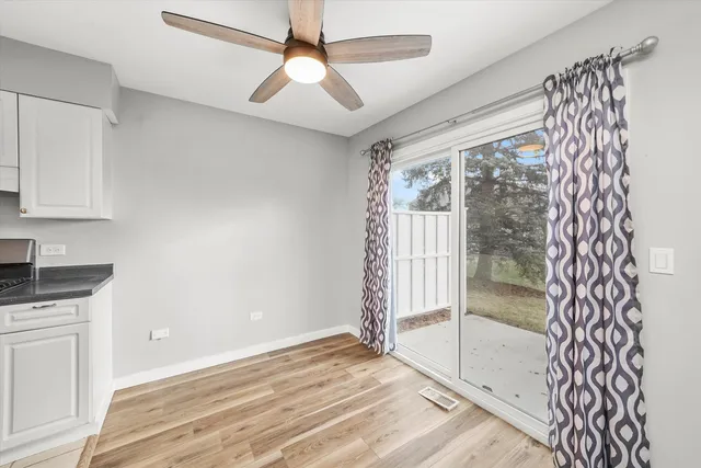 $2,200 | 1033 Glouchester Harbor, Unit 3602, Schaumburg, IL 60193