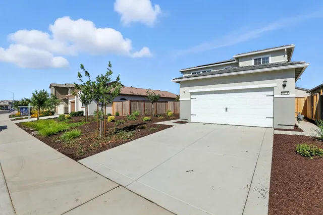 $692,990 | 4611 Duckhawk Circle, Rancho Cordova, CA 95742