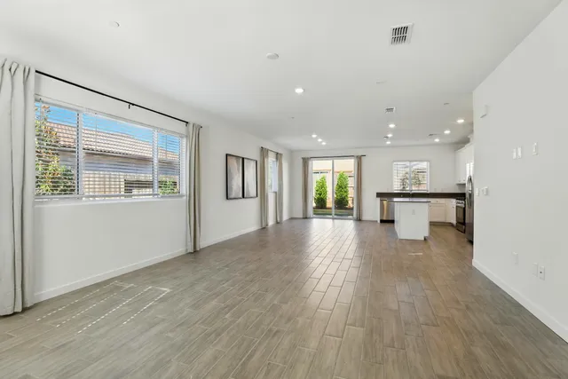 $692,990 | 4611 Duckhawk Circle, Rancho Cordova, CA 95742