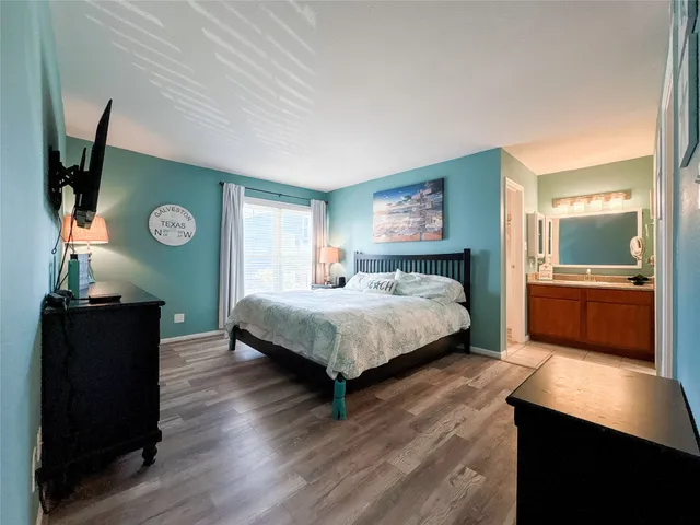 $1,700 | 3506 Cove View Boulevard, Unit 213, Galveston, TX 77554