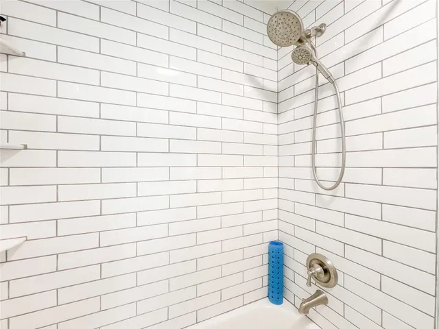 $1,700 | 3506 Cove View Boulevard, Unit 213, Galveston, TX 77554