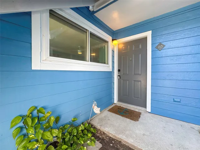 $1,700 | 3506 Cove View Boulevard, Unit 213, Galveston, TX 77554