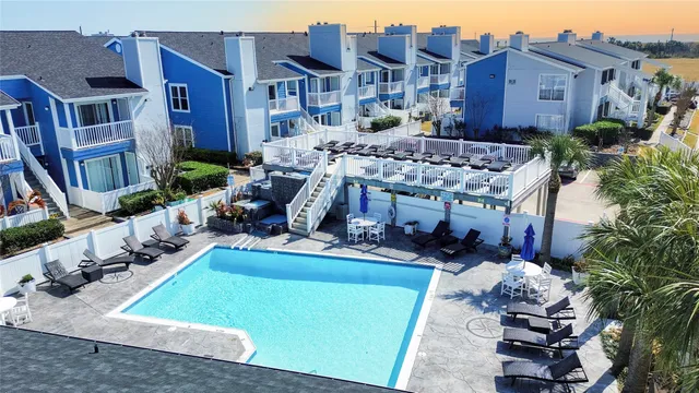 $1,700 | 3506 Cove View Boulevard, Unit 213, Galveston, TX 77554
