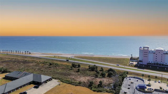 $1,700 | 3506 Cove View Boulevard, Unit 213, Galveston, TX 77554