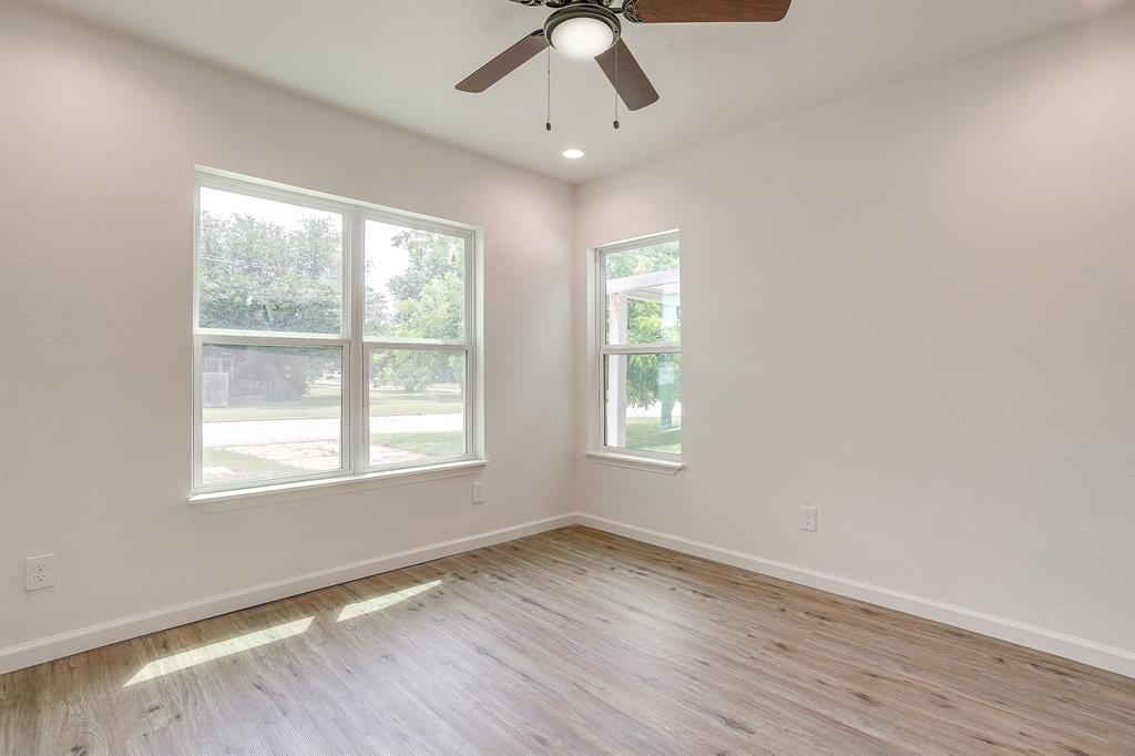 508 Virginia Street Graham, TX 76450 - Photo 11 of 19