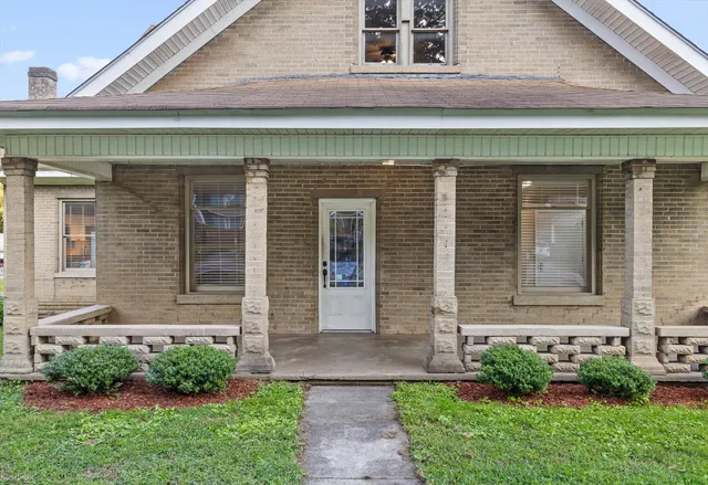 $425,000 | 5720 St Elmo Avenue, Chattanooga, TN 37409