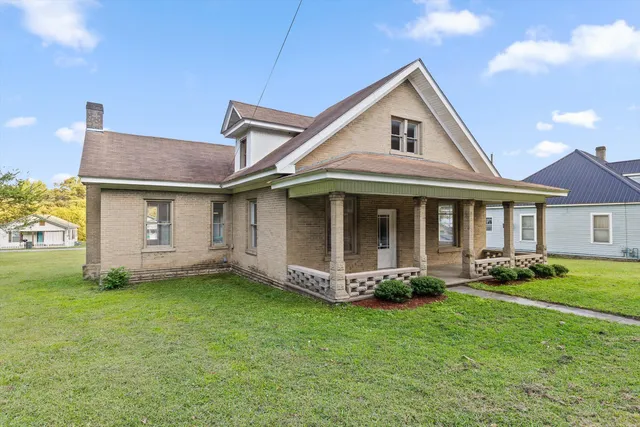 $425,000 | 5720 St Elmo Avenue, Chattanooga, TN 37409
