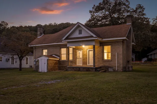 $425,000 | 5720 St Elmo Avenue, Chattanooga, TN 37409