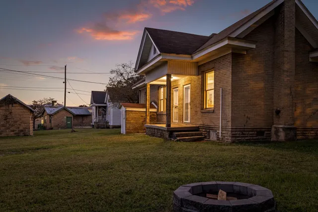 $425,000 | 5720 St Elmo Avenue, Chattanooga, TN 37409