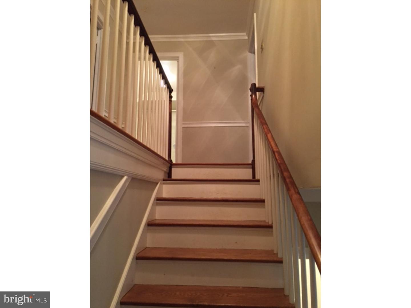 113 East Mill Road Flourtown, PA 19031 - Photo 6 of 7 Foyer