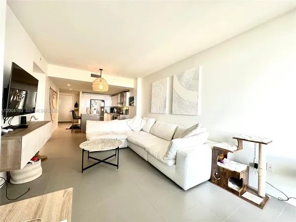 $3,350 | 1600 Northeast 1st Avenue, Unit 3412, Miami, FL 33132