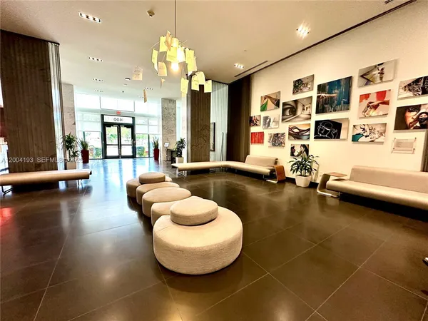 $3,350 | 1600 Northeast 1st Avenue, Unit 3412, Miami, FL 33132