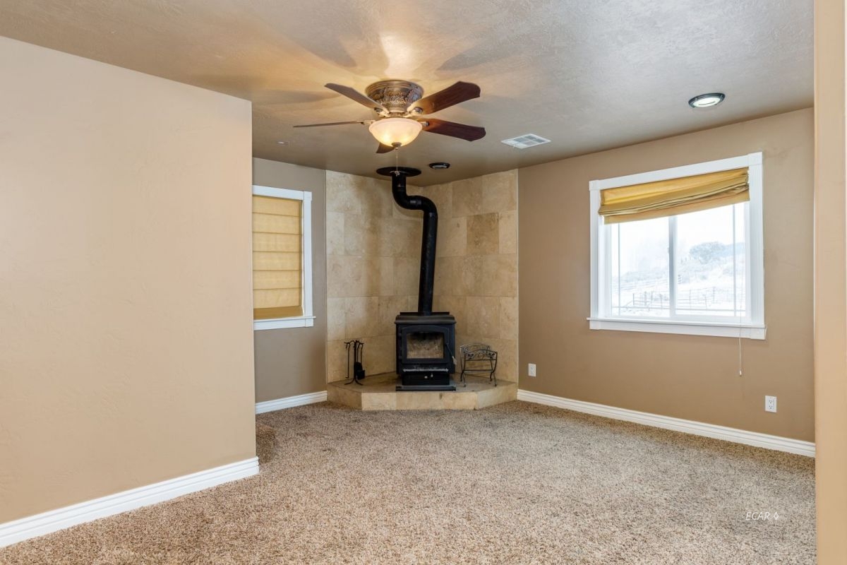 122 Spring Creek Court Spring Creek, NV 89815 - Photo 33 of 47 Gallery Image 33