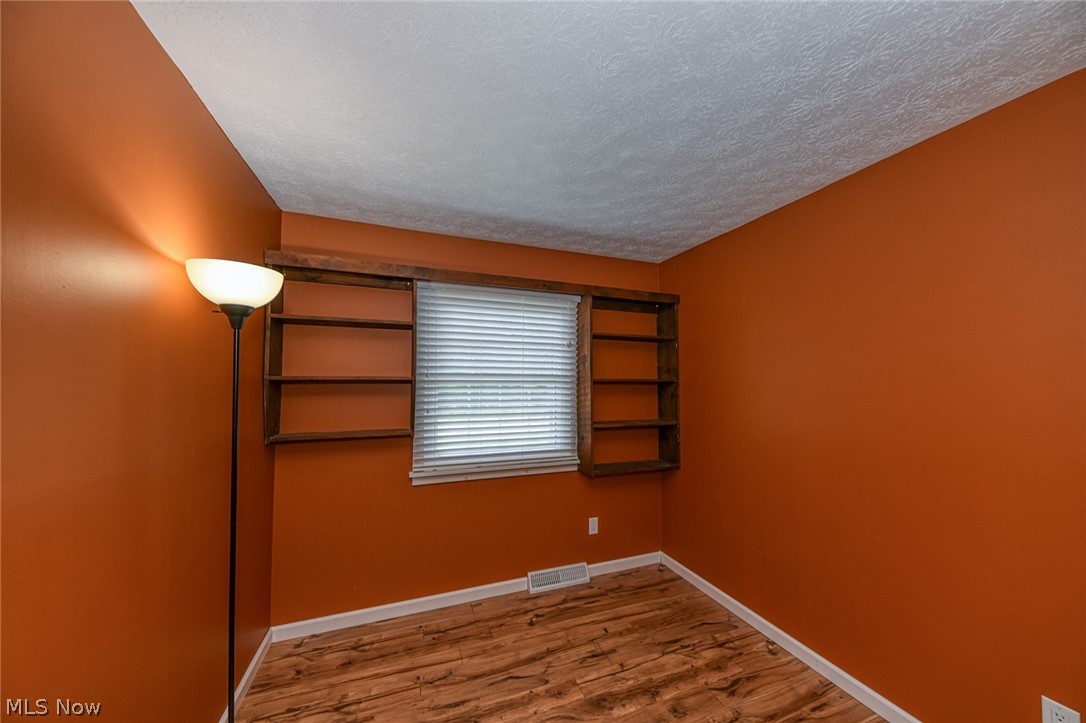2490 Copley Road Akron, OH 44321 - Photo 19 of 30