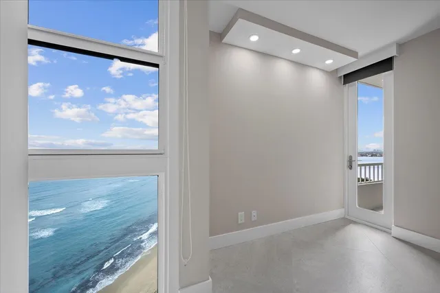 $5,000 | 5540 North Ocean Drive, Unit 18B, Singer Island, FL 33404