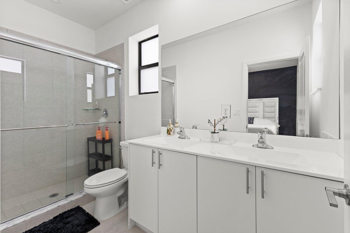 23426 Southwest 127th Place Homestead, FL 33032 - Photo 16 of 24 424A1333