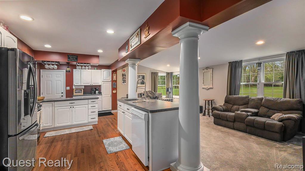 9290 Allen Road Clarkston, MI 48348 - Photo 15 of 56