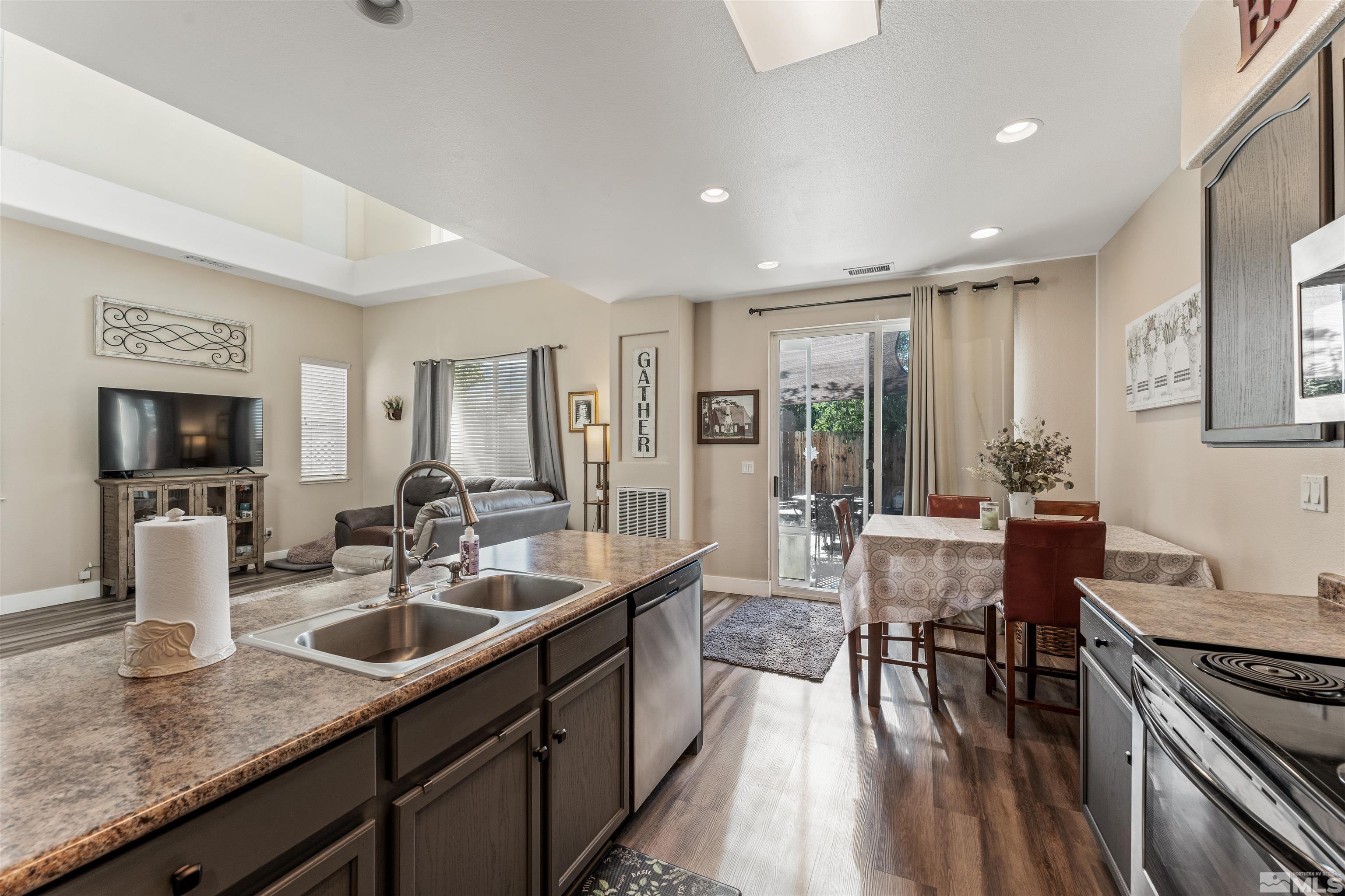9257 Running Dog Circle Reno, NV 89506 - Photo 21 of 39 Photo 21
