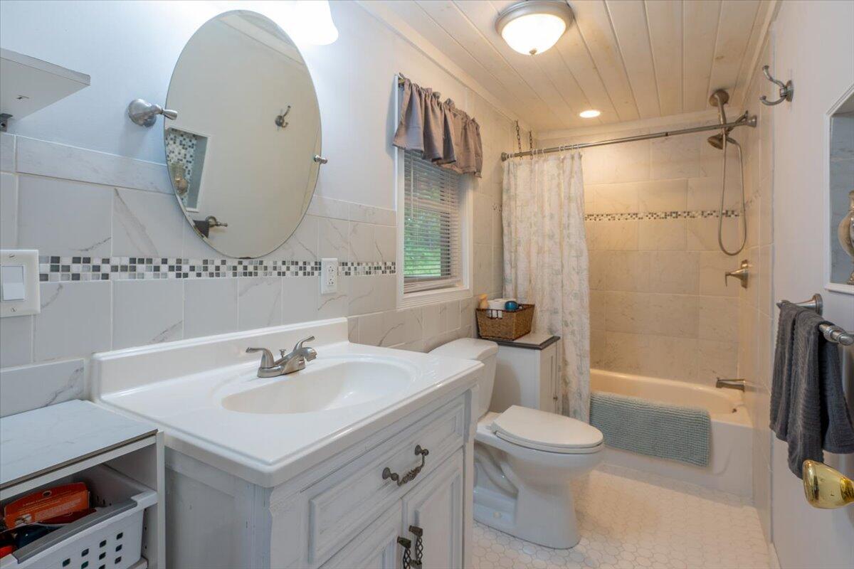 25 Pineview Ridge Road Boothbay, ME 04537 - Photo 22 of 36