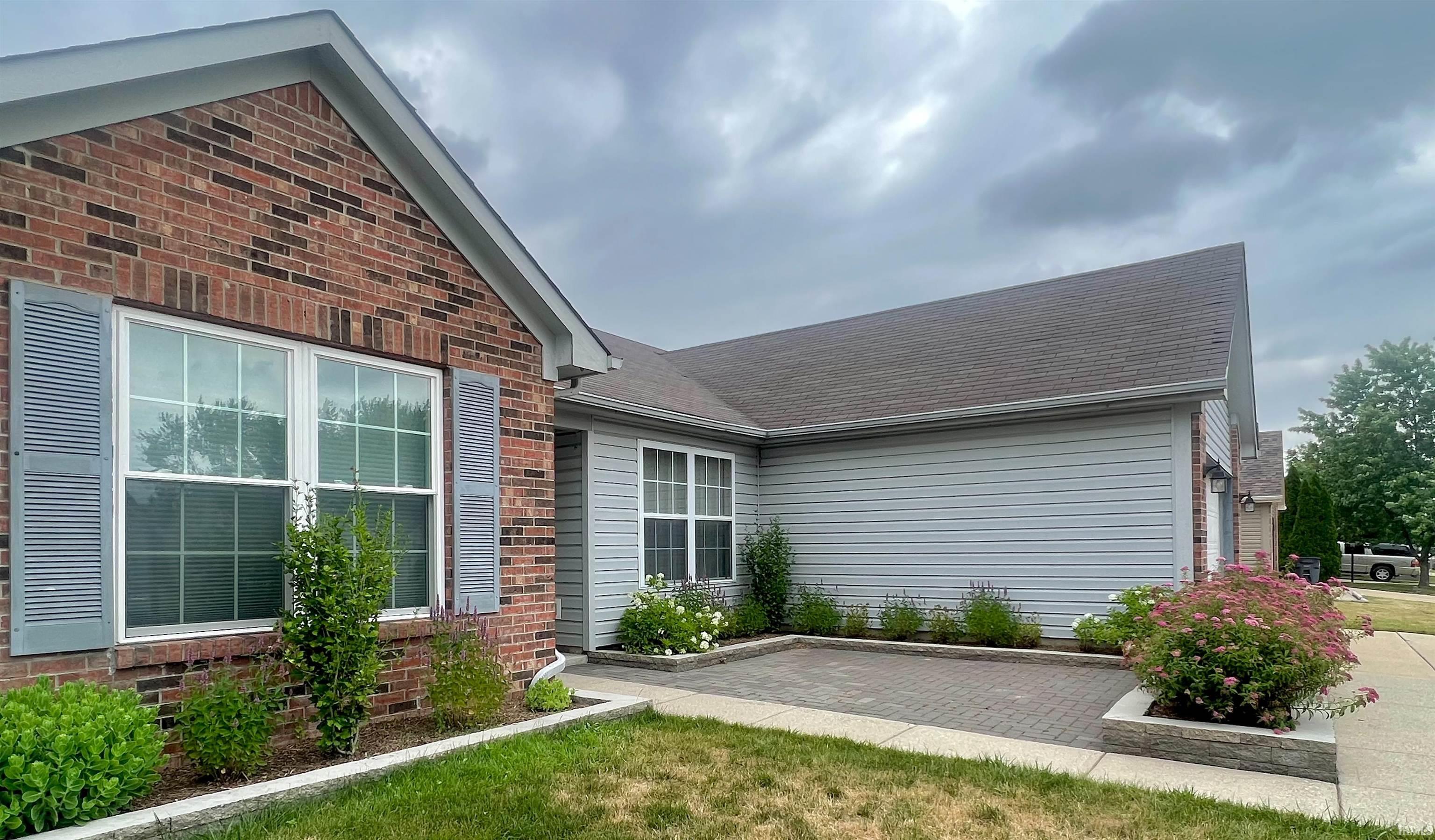 1078 Springwater Road Kokomo, IN 46902 - Photo 3 of 24