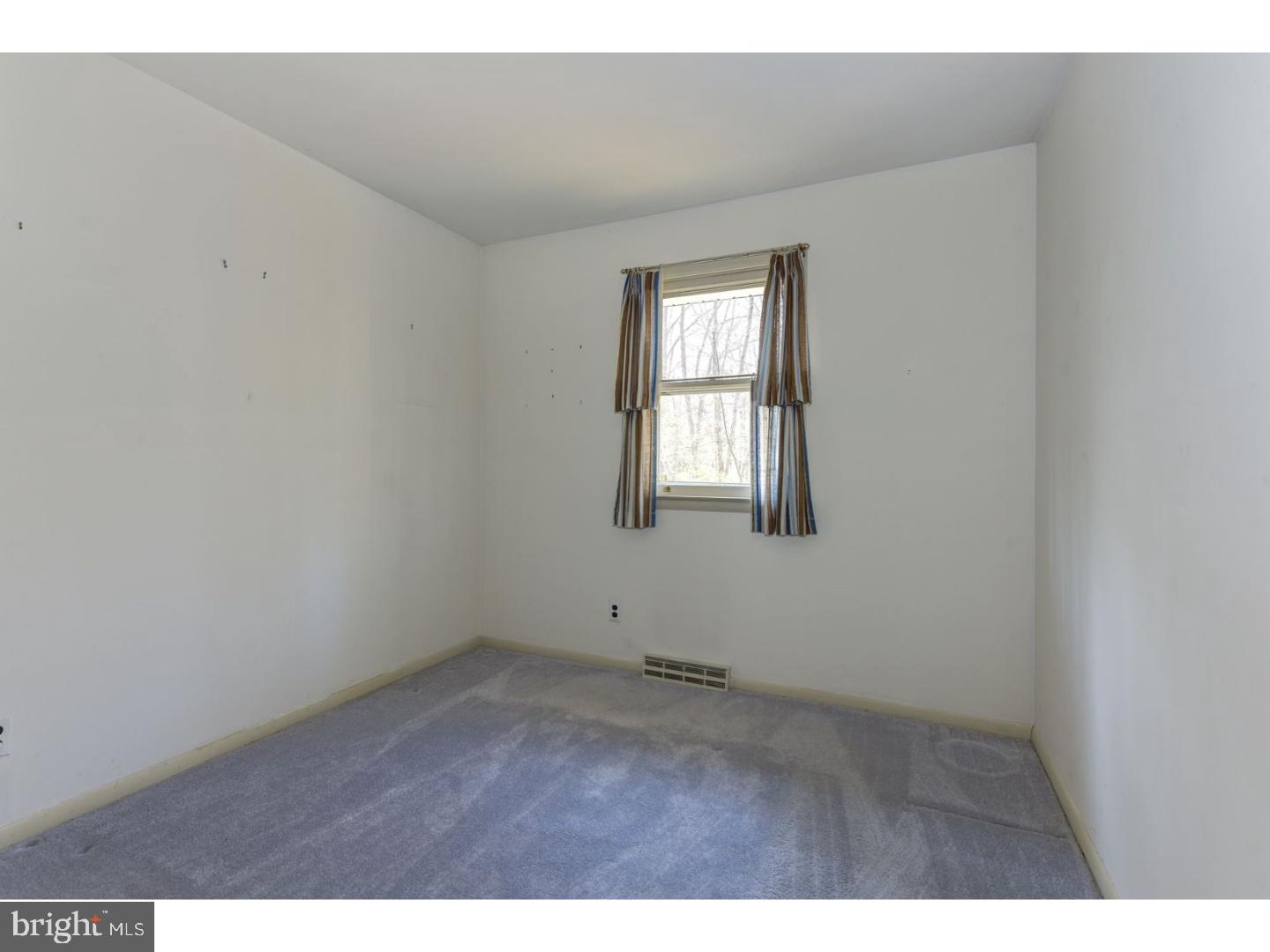 58 Stokes Road Shamong, NJ 08088 - Photo 12 of 25